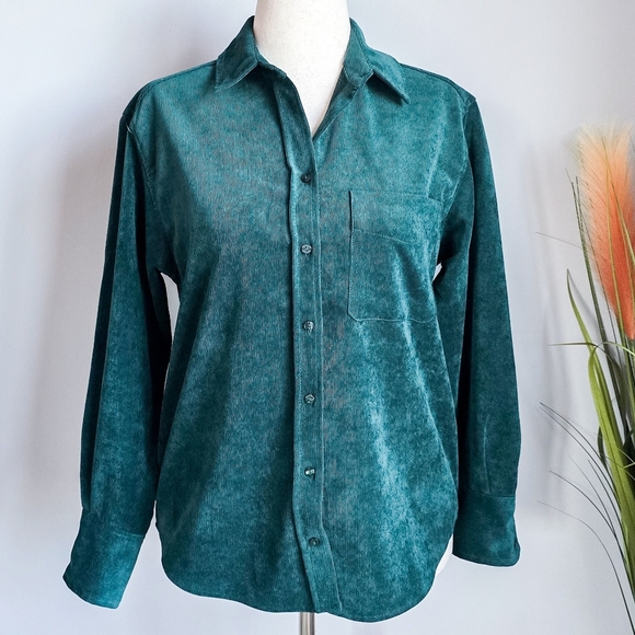 ZARA, Hunter Green Fine Waled Oversized Corduroy Button Front Shirt, Size Small - Picture 2 of 13